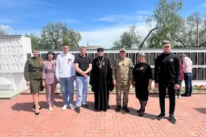 Изображение записи «Салют и слава годовщине навеки памятного дня»