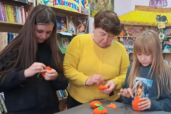 Изображение записи Осенне-литературные посиделки «О природе поэтической строкой»