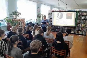 Изображение записи Поэтический звездопад «Живые строки»