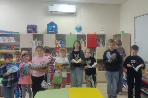 Изображение записи Библиоглобус «В них вся вселенная живёт»