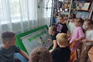 Изображение записи «Книги читаем, в игры играем, скуки не знаем»