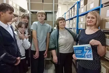 Изображение записи Участники проекта «Диалог Поколений» знакомятся с работой архива