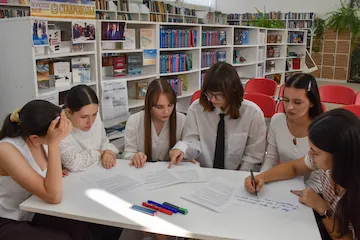 Изображение записи «Я, ты, он, она – голосует вся страна»